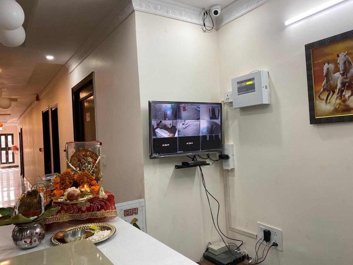 S.R Plaza Hotel Khurja Exterior photo